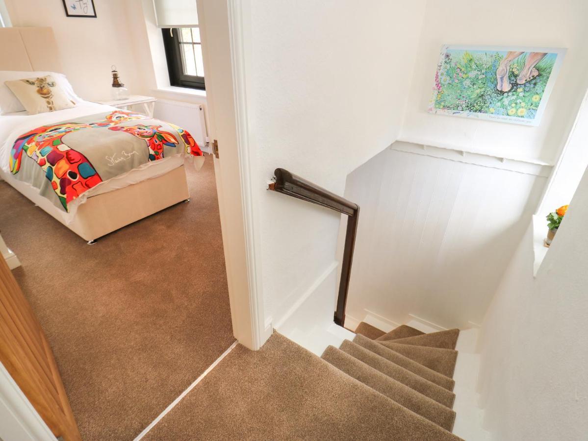 The Cottage Barnsley Luaran gambar